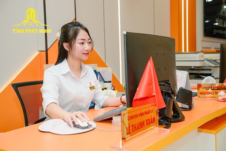 Chuyên viên pháp lý nhà đất tại Tình Phát Group